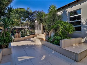 3 Bed House in Meyerspark