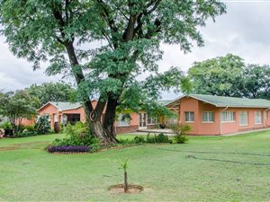 8.8 ha Agricultural Holding in Kameeldrift