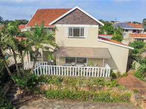 4 Bed House in Bluff