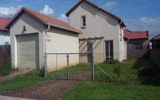 3 Bedroom House in Vanderbijlpark Central