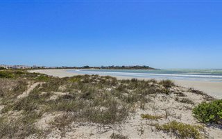 668 m² Land available in Britannia Bay