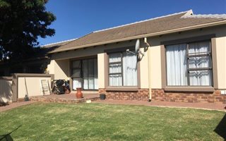 2 Bedroom Townhouse in Valleyview Estate