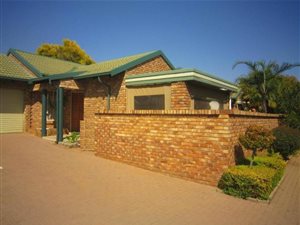 2 Bed Townhouse in Eldoraigne
