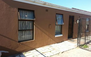 2 Bedroom House in Eersterivier