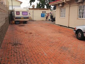 5 Bed House in Ndabeni