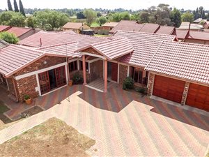 3 Bed House in Crystal Park