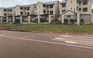 2 Bedroom Apartment in Rayton