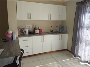 2 Bed Flat in Kestellhof