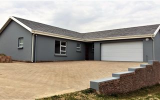 2 Bedroom House in Groenkloof Retirement Village
