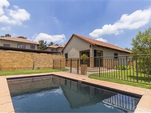 2 Bed Apartment in Summerset