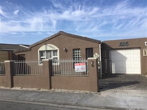 3 Bed House in Bay View