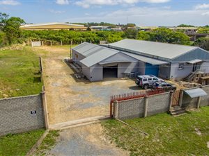 795 m² Industrial space in Amalinda