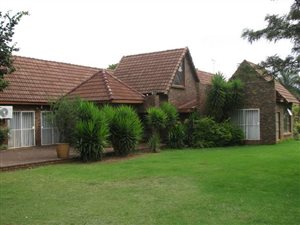 8 ha Farm in Rietfontein