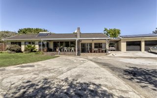 4 Bedroom House in Woodlands