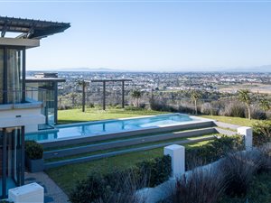 5 Bedroom House in Stonehurst Mountain Estate