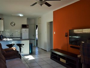 2 Bed Townhouse in Alberton