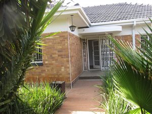 3 Bed House in Highlands North