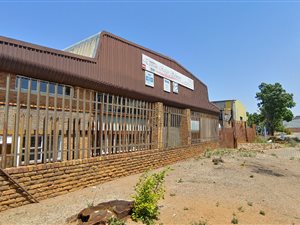 2070 m² Industrial space in Stormill