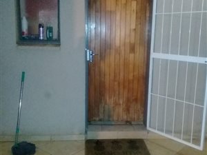 2 Bed Flat in Jabulani