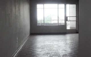 2 Bedroom Flat in Wychwood