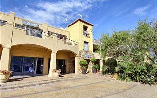2 Bedroom Apartment in Hout Bay and surrounds