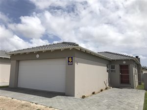 2 Bed Townhouse in Glenroy Park