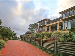 5 Bedroom House in Vincent Heights