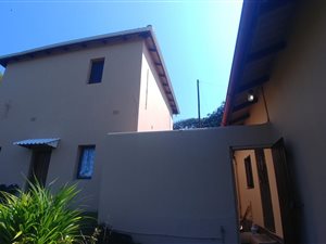 2 Bed House in Trafalgar