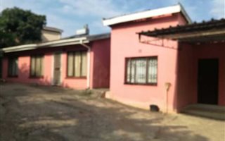 2 Bedroom House in Kwadabeka
