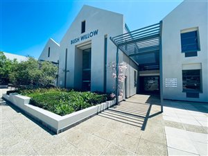 122 m² Commercial space in Die Wilgers