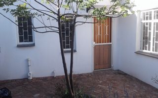 1 Bedroom Apartment in Orange Grove