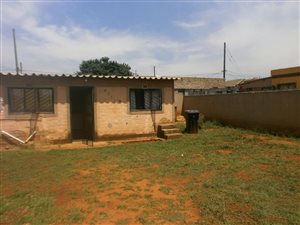 1 Bedroom House in Bram Fisherville
