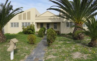 3 Bedroom House in Highbury