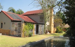 2 Bedroom Cluster in Ruimsig