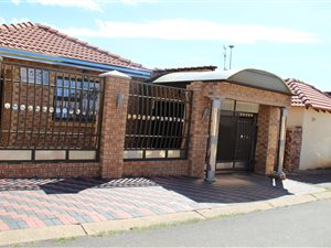 3 Bed House in Emdeni