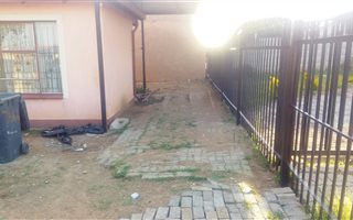 3 Bedroom House in Lotus Gardens