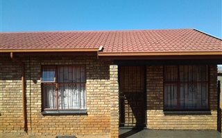 3 Bedroom House in Klipspruit