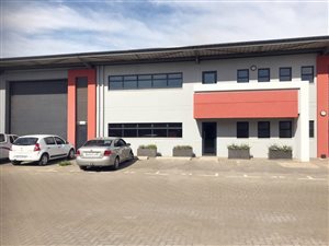 830 m² Commercial space in Brentwood Park