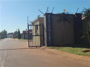 500 m² Land available in Clarina