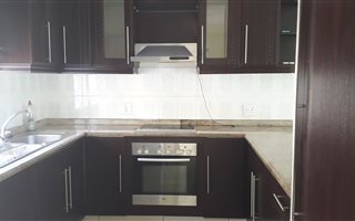 2 Bedroom Simplex in Sherwood