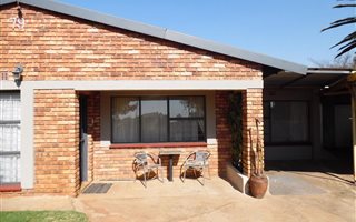 3 Bedroom House in Minnebron