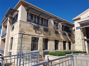 902 m² Commercial space in Atholl