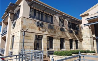 902 m² Commercial space in Atholl