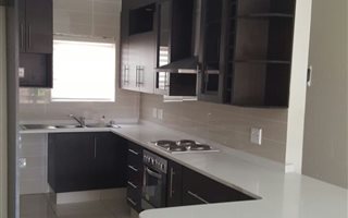 2 Bedroom Apartment in Ravenswood