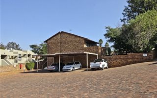 2 Bedroom Townhouse in Bruma