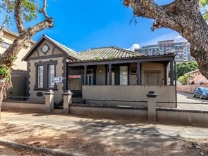 7 Bed House in Bulwer