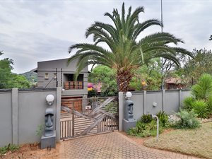 6 Bed House in Northwold
