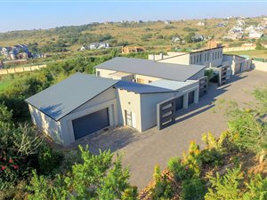 5 Bed House in Mooikloof Glen