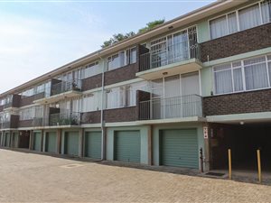 2 Bed Townhouse in La Montagne