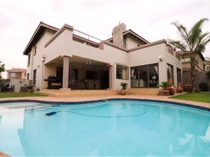 3 Bed House in Greenstone Hill